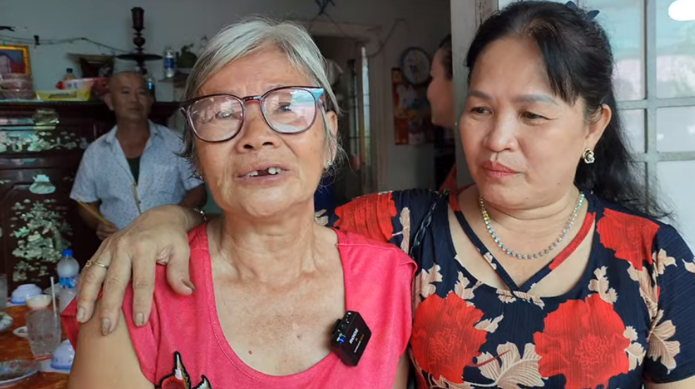 Cô Hồng và bà Cúc được đoàn tụ.