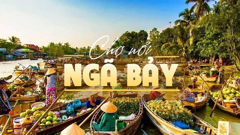 Chợ nổi Ngã Bảy (Đại Thành, TP Ngã Bảy, Hậu Giang) còn gọi là chợ nổi Phụng Hiệp, được hình thành từ năm 1915. Đây là chợ nổi nổi tiếng của tỉnh Hậu Giang, nơi diễn ra các hoạt động mua bán, trao đổi hàng hóa của cư dân miền sông nước đồng bằng sông Cửu Long. 
