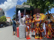 Tin tức - Mục sở thị “Thủ phủ vàng mã” lớn nhất miền Bắc: Phố buôn Song Hồ tấp nập trước thềm Rằm tháng 7