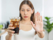 Sức khỏe - Bé 13 tuổi đã suy thận, bác sĩ cảnh báo thức uống cần bỏ ngay