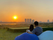 Lifestyle - Tranh thủ nghỉ lễ, rủ nhau check in tại 5 quán cafe săn hoàng hôn đỉnh nhất Hà Nội