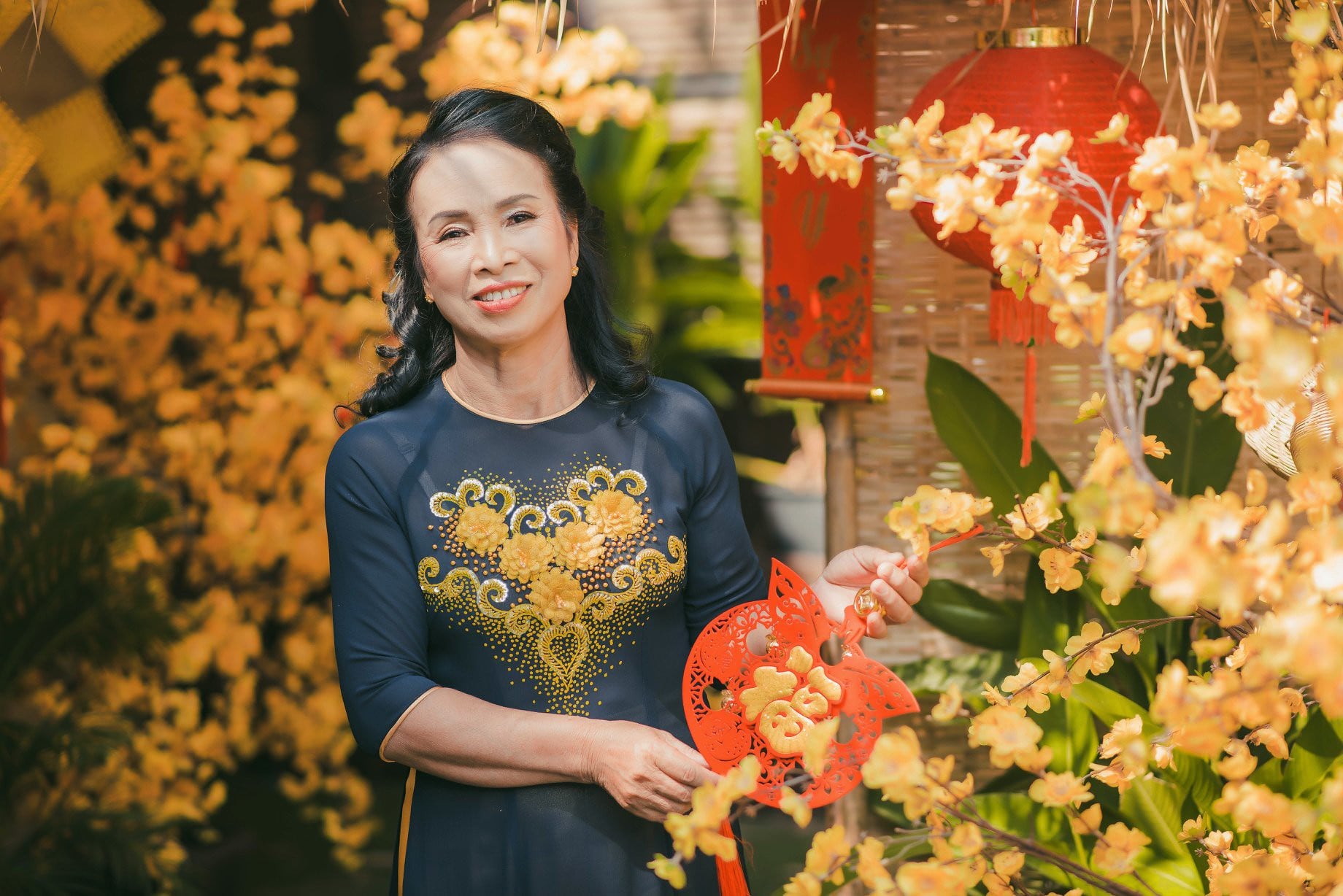 Chụp ảnh cho mẹ nhớ ngay 4 bí kíp này, vừa đơn giản, sang chảnh lại khí chất - 4