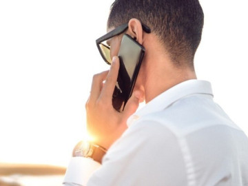 Nghe cuộc điện thoại lạ, người đàn ông sinh sống tại quận Hoàng Mai bị mất gần 1 tỉ đồng