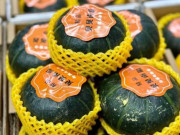 Clip Eva - Phát hiện số lượng lớn quả bí ngô 'mini' không rõ nguồn gốc xuất xứ