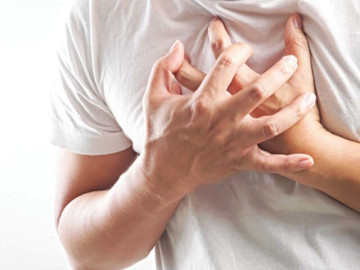 Thanh niên 19 tuổi tử vong sau khi uống chai nước đá, bác sĩ chỉ ra sai lầm nghiêm trọng, rất nhiều người mắc phải