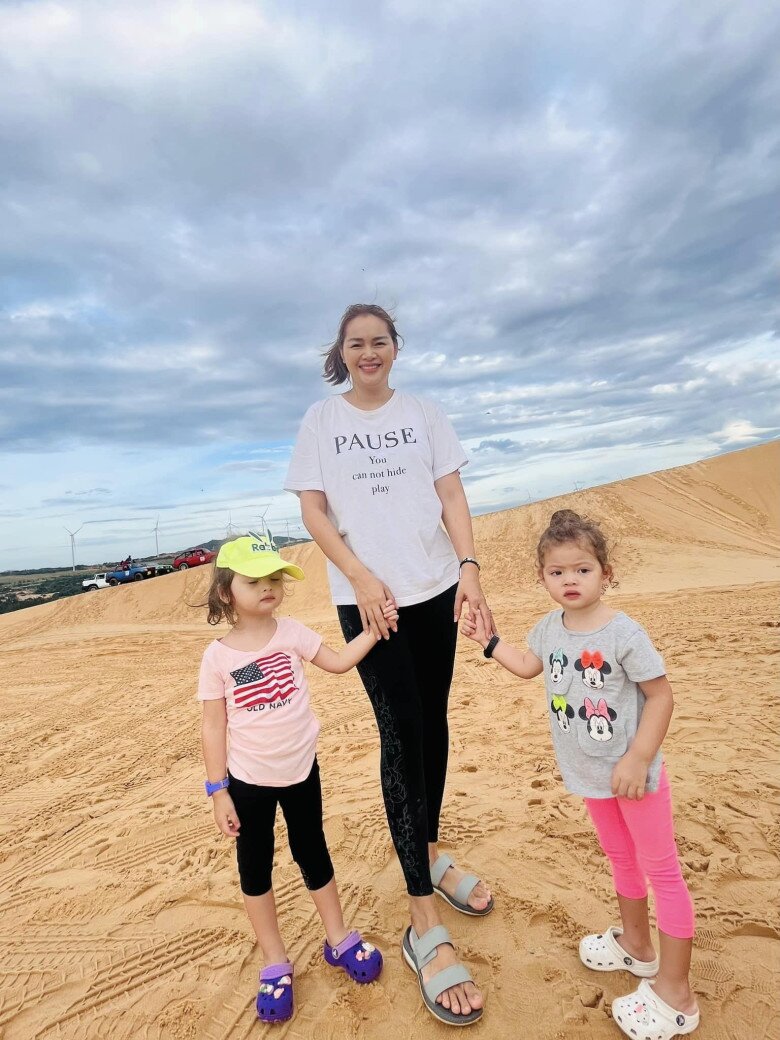 Nữ diễn viên từng sang Thái Lan thụ tinh nhân tạo để có 1 cặp song sinh. 