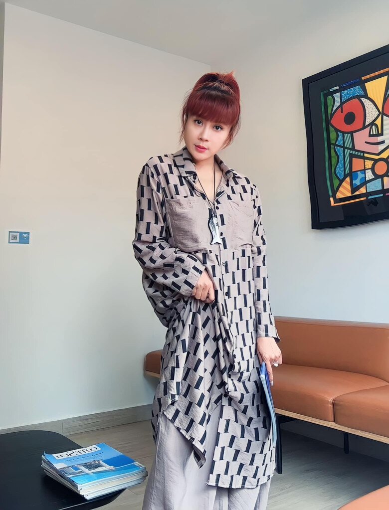 Lưu hương giang kể về quá khứ mất cha một mình mẹ gồng gánh nuôi 2 con với mức lương gần 300 nghìn đồng - 7