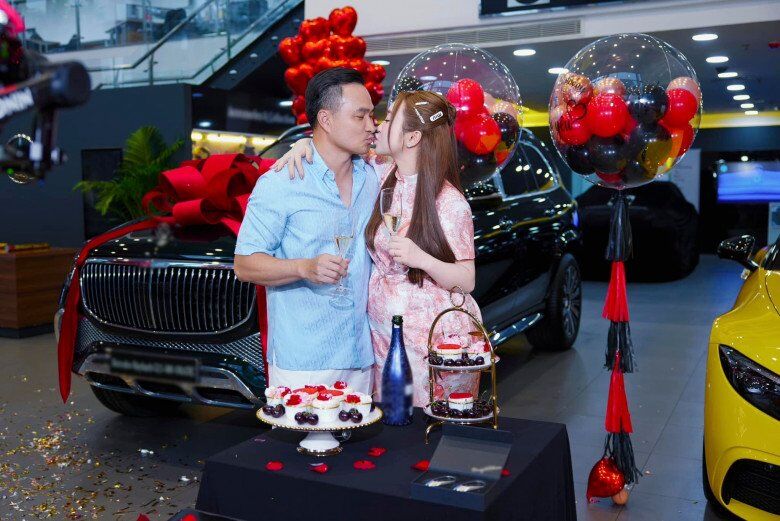 Lý thùy chang thông báo sắp vỡ chum lần 2 quý tử của chi bảo gặp ai cũng chào hỏi lễ phép - 13
