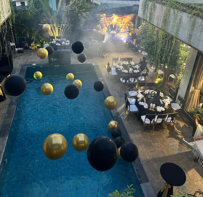 Quách Thành Danh tổ chức tiệc sinh nhật xa hoa tại biệt thự 35 tỷ đồng.