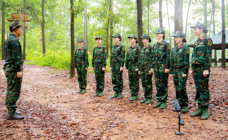 Sao Nhập Ngũ trở lại với dàn cast gồm 8 nữ nghệ sĩ.