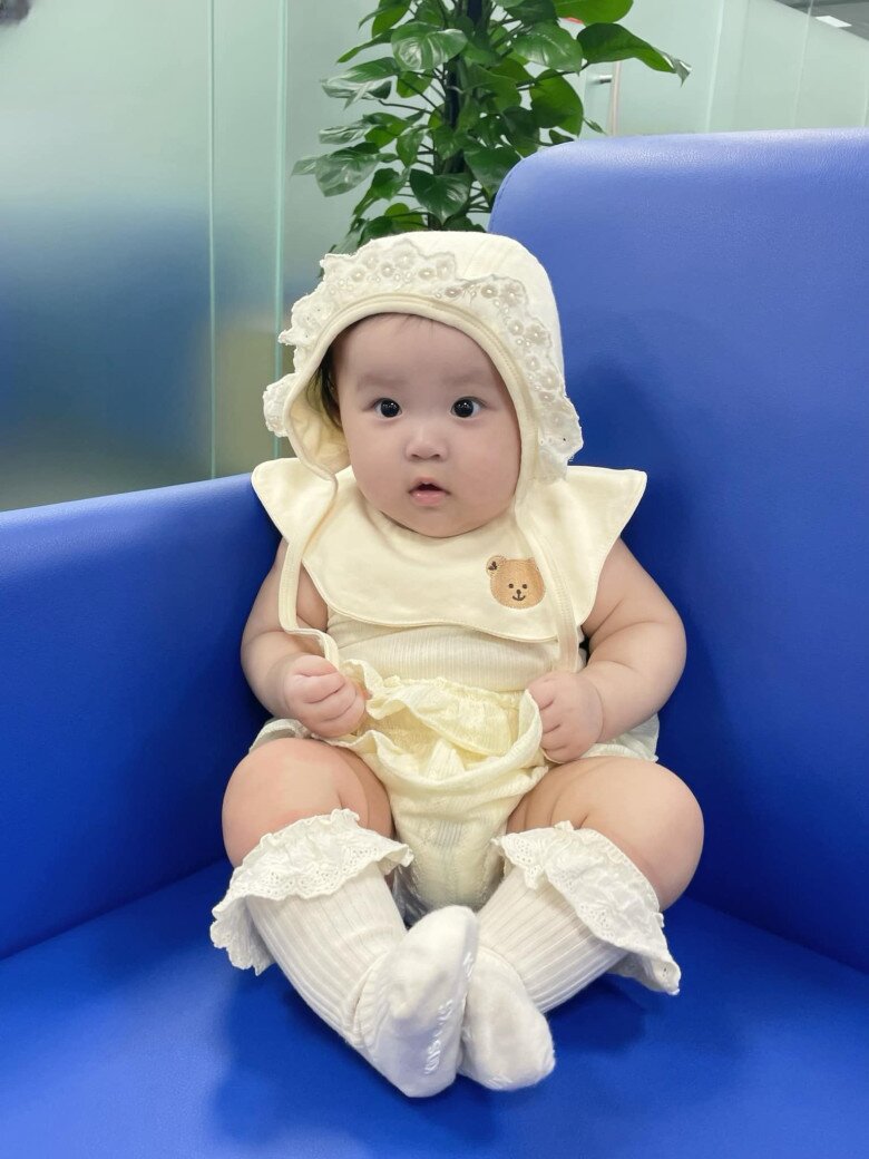 2 cặp sinh đôi của sam và phương oanh ngoại hình đáng yêu như hoạt hình tính cách hoàn toàn trái ngược - 12