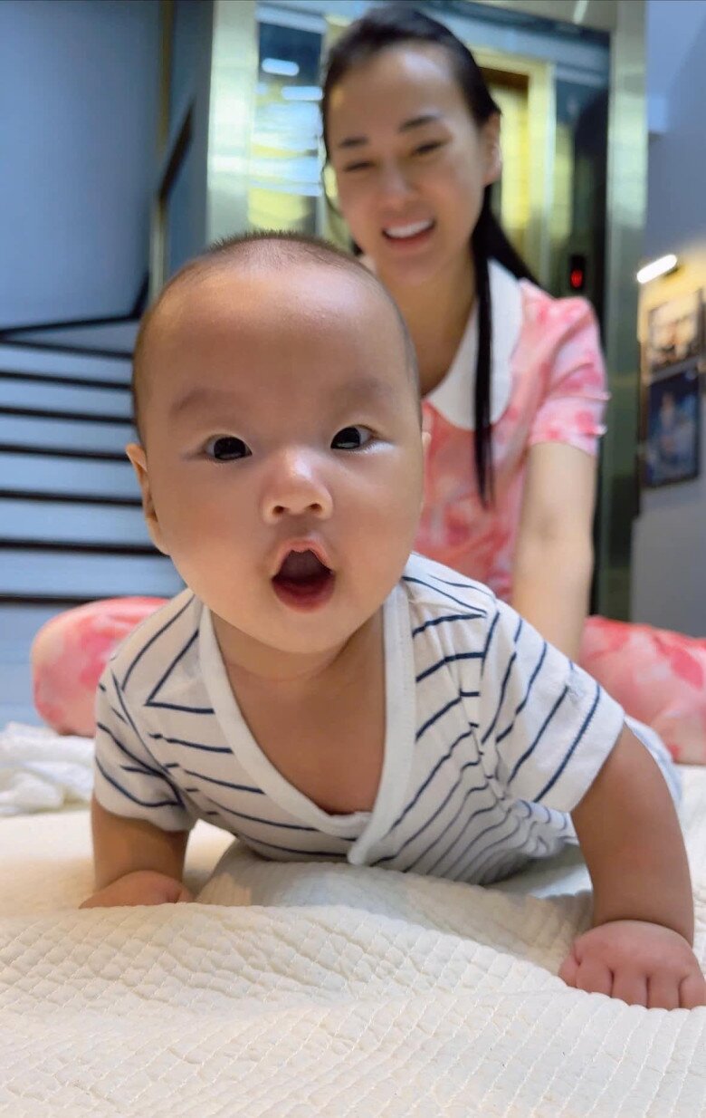 2 cặp sinh đôi của sam và phương oanh ngoại hình đáng yêu như hoạt hình tính cách hoàn toàn trái ngược - 5