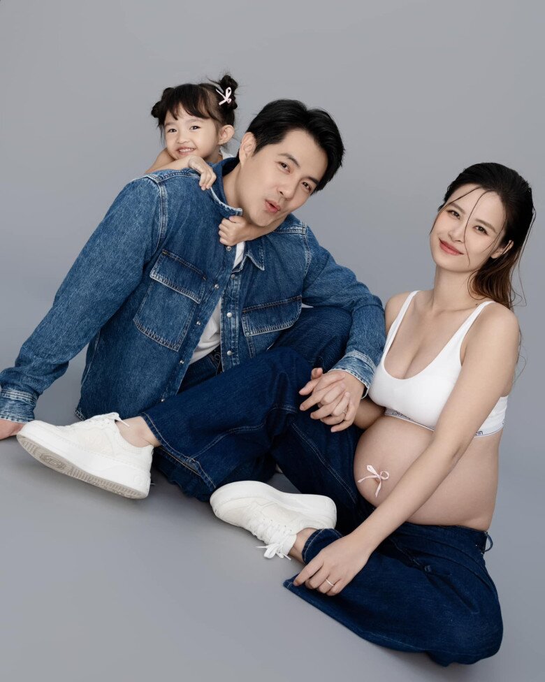 Sao việt chụp ảnh bầu cùng con vân trang vật lộn với 3 con gái quý tử nhà chi bảo diễn sâu chuẩn con nhà nòi - 5