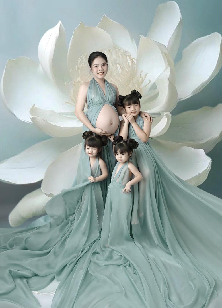 Sao việt chụp ảnh bầu cùng con vân trang vật lộn với 3 con gái quý tử nhà chi bảo diễn sâu chuẩn con nhà nòi - 4