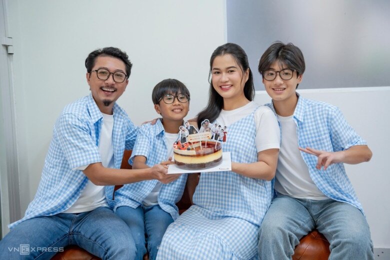 chị lâm vỹ dạ - chú tiến luật bức xúc vì cách xưng hô ngoại hình đứng tuổi bị so sánh với midu huy khánh - 5