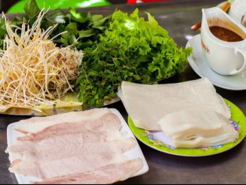 Đặc sản ai cũng phải thử khi đến Đà Nẵng: 6 địa chỉ cực uy tín lúc nào cũng đông nghịt khách
