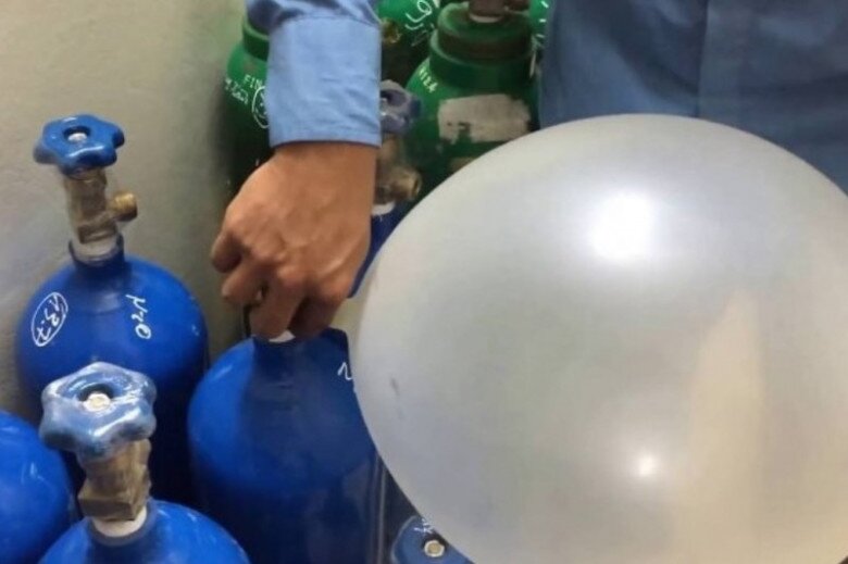 Bóng cười có thể mang lại cảm giác sảng khoái tức thì, nhưng hệ lụy với sức khỏe thì vô cùng lớn. Ảnh minh họa.