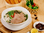 Sức khỏe - Phở Hà Nội và phở Nam Định vừa được xếp hạng di sản quốc gia, đây là 5 lưu ý khi ăn để không hại sức khỏe