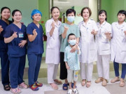 Sức khỏe - 4 năm ròng rã chạy thận, phép màu đã đến với bé trai 8 tuổi khiến các y bác sĩ vỡ oà hạnh phúc