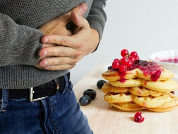 Nam sinh 16 tuổi đã bị xuất huyết tiêu hóa, nguyên nhân phía sau khiến nhiều cha mẹ giật mình về cách chăm con