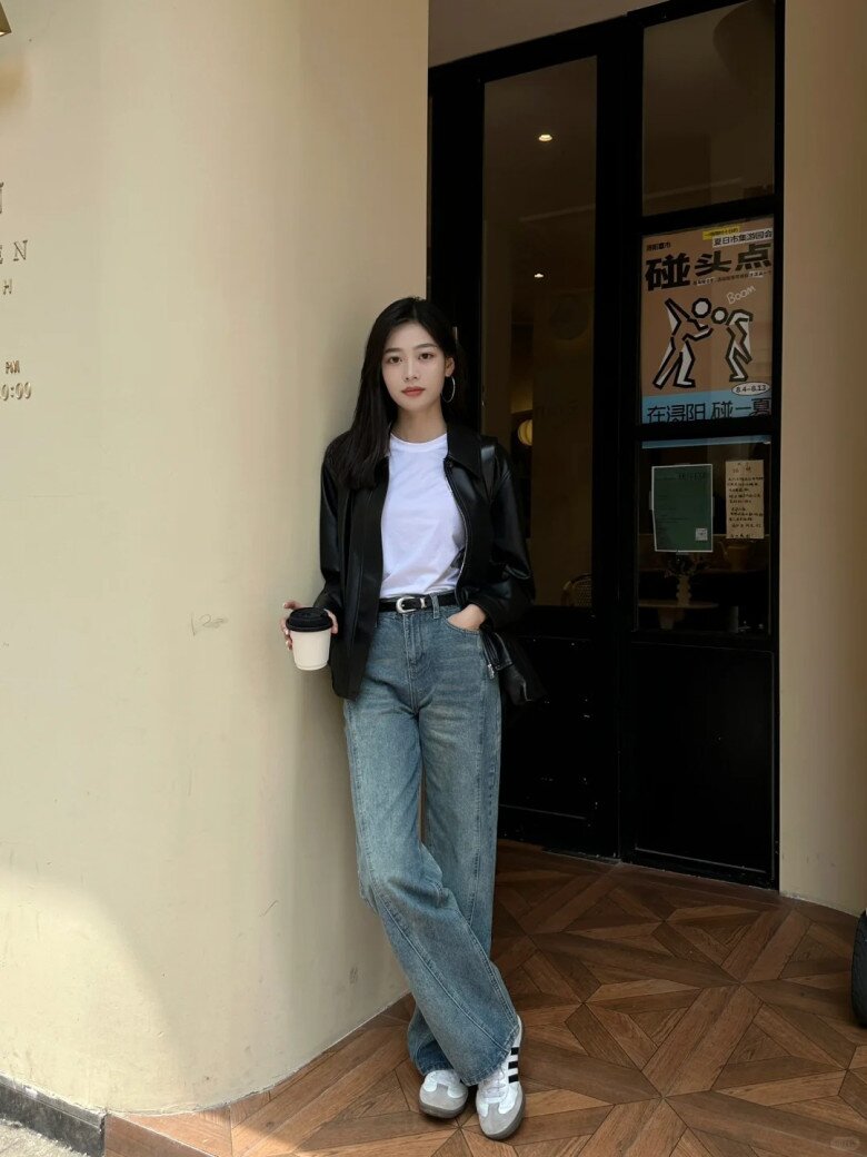 Muốn mặc quần jeans đẹp và thanh lịch chuẩn quý cô nước Pháp, cứ "học lỏm" 5 cách phối đồ này - 2