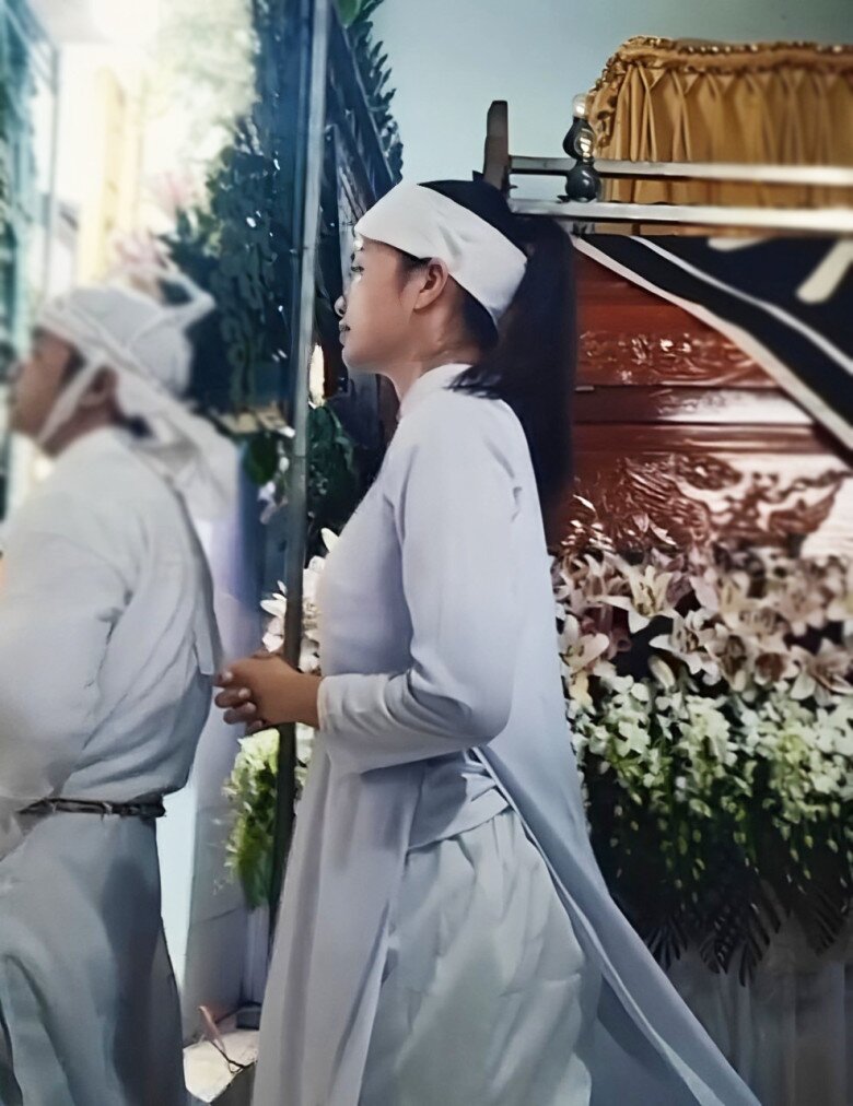 Vu lan vắng bố mẹ của sao việt jun phạm chưa vơi nỗi đau thành trung vẫn nghẹn ngào khi nhắc đến 2 đấng sinh thành - 13