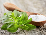 Sức khỏe - Loại cỏ ngọt gấp 300 lần đường nhưng có lợi cho người muốn giảm cân, bị huyết áp, giá 200.000 đồng/kg