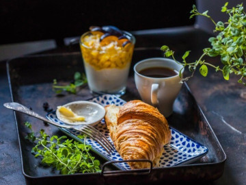 12 thực phẩm khiến người ăn nhanh già, món đầu tiên chứa chất ngừa ung thư, dân văn phòng hay dùng mỗi ngày