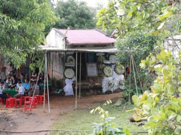 Bé gái lớp 2 bị cán tử vong trong sân trường: Bố mẹ bỏ nhau, hoàn cảnh vô cùng khó khăn