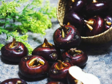 Lộc trời từ dưới nước mọc lên bỗng thành đặc sản được săn lùng, 100.000 đồng/kg vừa giúp mát gan, hạ huyết áp