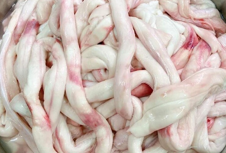 Ngoài thịt bò thì tủy bò là bộ phận được nhiều chị em tìm mua về đổi bữa cho gia đình