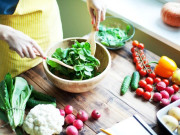 Sức khỏe - Tác dụng bất ngờ của chế độ ăn nhiều trái cây và rau quả với bệnh nhân tăng huyết áp, suy thận và tim mạch