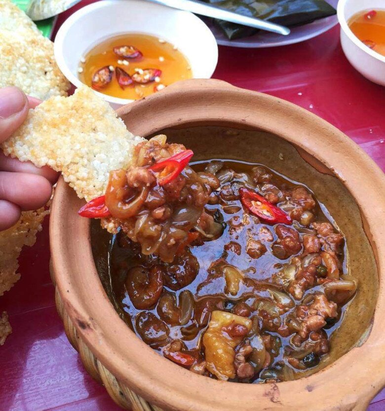 Thứ xưa dành cho người nghèo, giờ thành đặc sản nổi tiếng có hương vị lạ, dân thành phố thích mê - 4