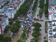 Tin tức - Đại lộ Thăng Long ngập sâu, nhiều tuyến đường vào nội đô ùn tắc