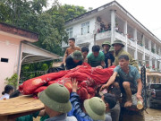 Vụ lũ quét kinh hoàng ở Lào Cai: Nhiều nạn nhân đang được cấp cứu