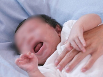 Bé trai 1 tháng tuổi ở Hà Nội ho đến kiệt sức, đi khám liền phát hiện mắc căn bệnh nguy hiểm diễn...