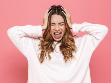 Cáu gắt vô cớ với chồng và đồng nghiệp vì mắc căn bệnh đơn giản, nữ nhân viên 38 tuổi ở Đồng Nai bị xa lánh