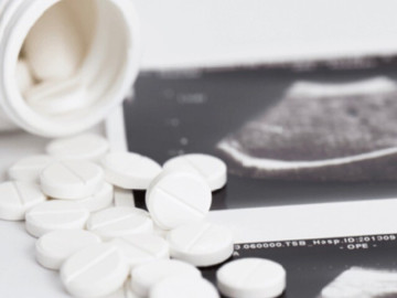 Cô gái 20 tuổi suýt chết vì tự uống thuốc phá thai tại nhà