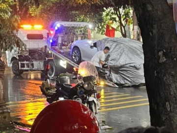 Hiện trường vụ bố lùi ô tô bất cẩn cán phải con khiến đứa trẻ tử vong tại Vĩnh Phúc