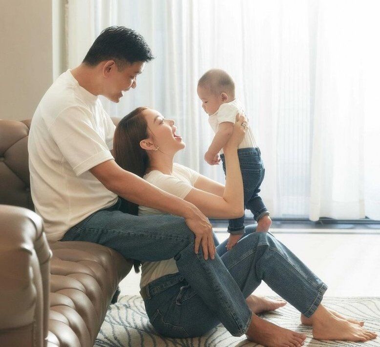 Minh Hằng từng bật khóc vì stress khi lần đầu làm mẹ, nay hạnh phúc khoe điều tuyệt vời nhận được từ quý tử - 1