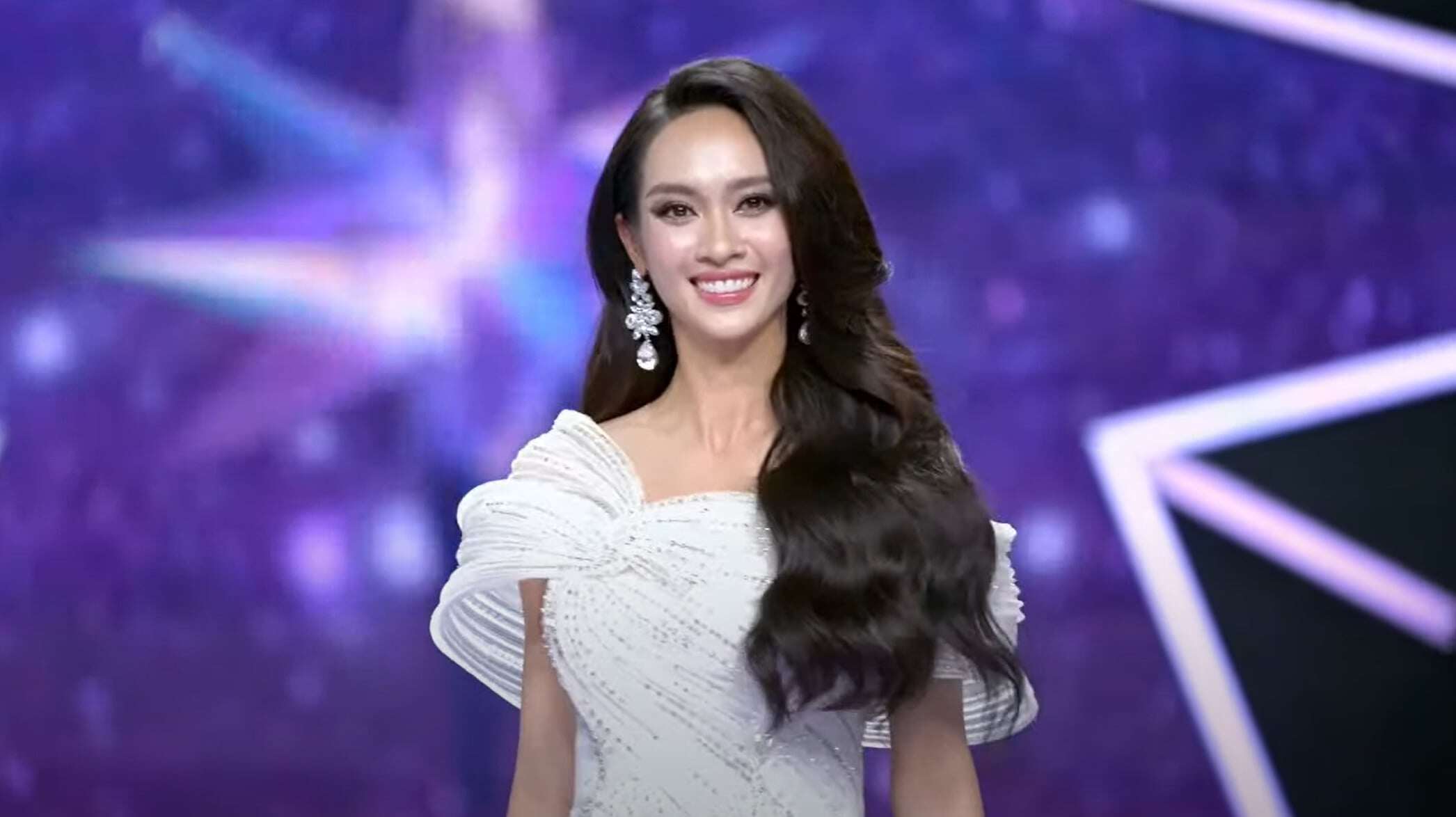 Trực tiếp đêm chung kết Miss Universe Việt Nam 2024: Top 10 chính thức lộ diện - 7