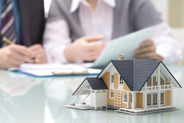 Hai chị gái gom tiền mua nhà báo hiếu, 10 năm sau bố mẹ mất, em trai từng ngoảnh mặt lại bất ngờ xuất hiện đòi chia thừa kế. Ảnh minh họa