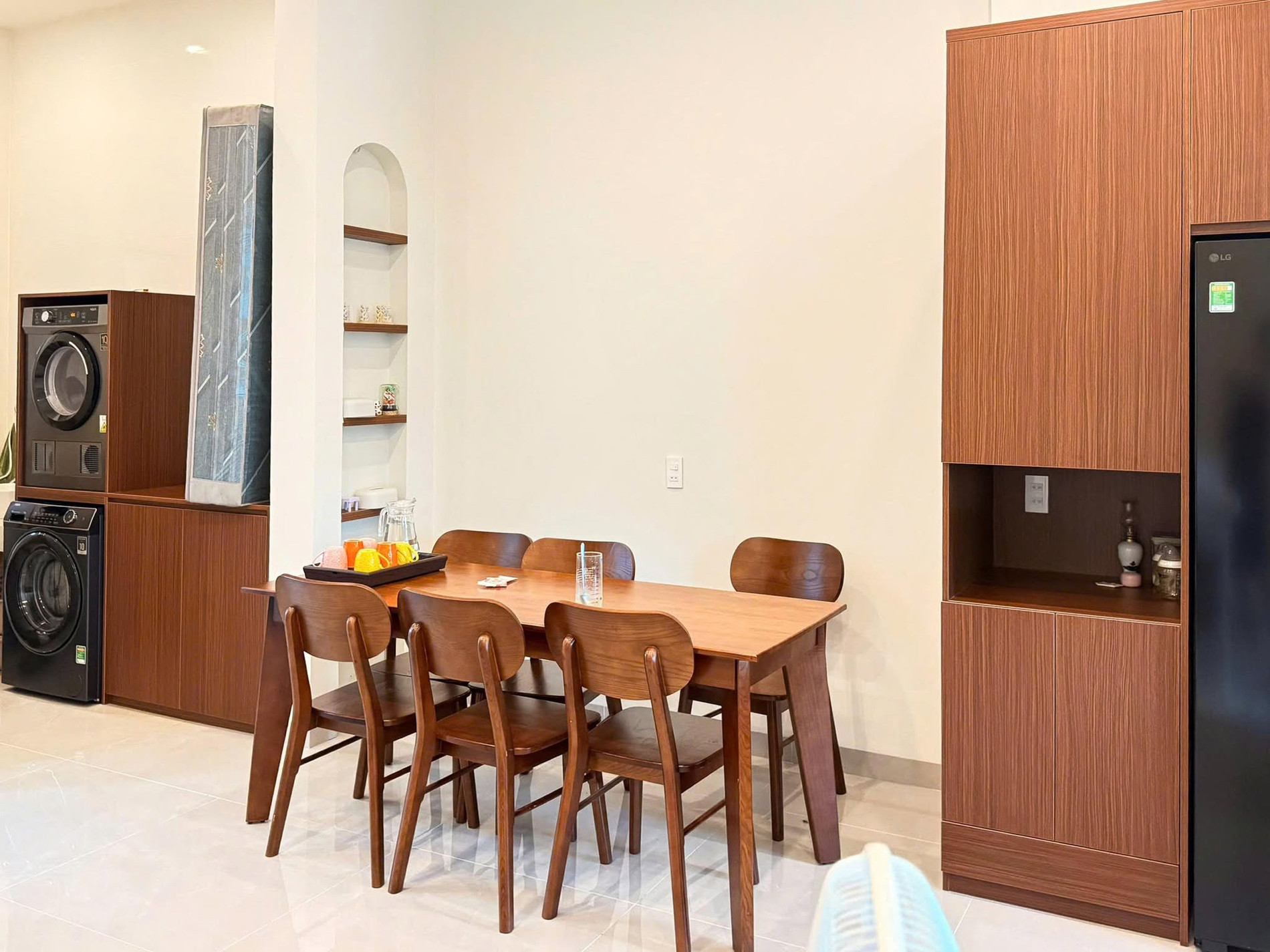 Chàng rể mua đất, xây căn nhà xinh xắn tiết kiệm điện, tặng mẹ vợ ở Đà Nẵng - 4