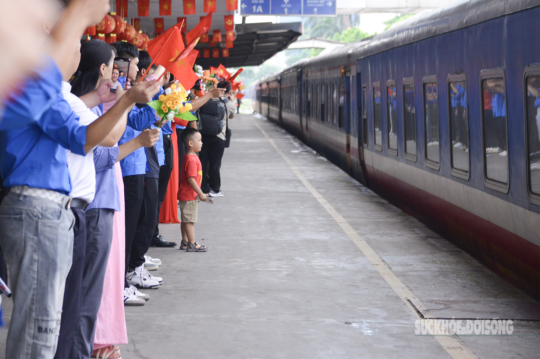 Nụ cười rạng rỡ của các cán bộ, chiến sĩ miền Nam chuẩn bị cho lễ diễu binh dịp Quốc khánh 2/9 - 3