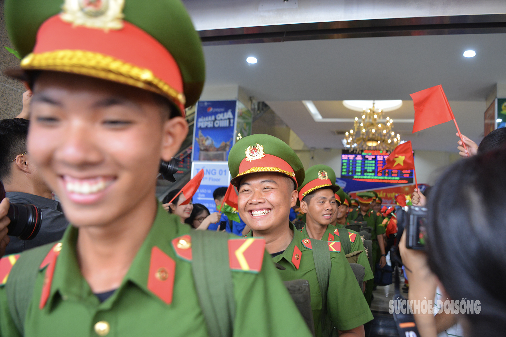 img src/upload/3-2025/images/2025-07-03/1751539032-chien-si-mien-nam-rang-ro-san-sang-cho-le-dieu-binh-80-nam-quoc-khanh-16-3965-width1772height1181.jpg width660 /