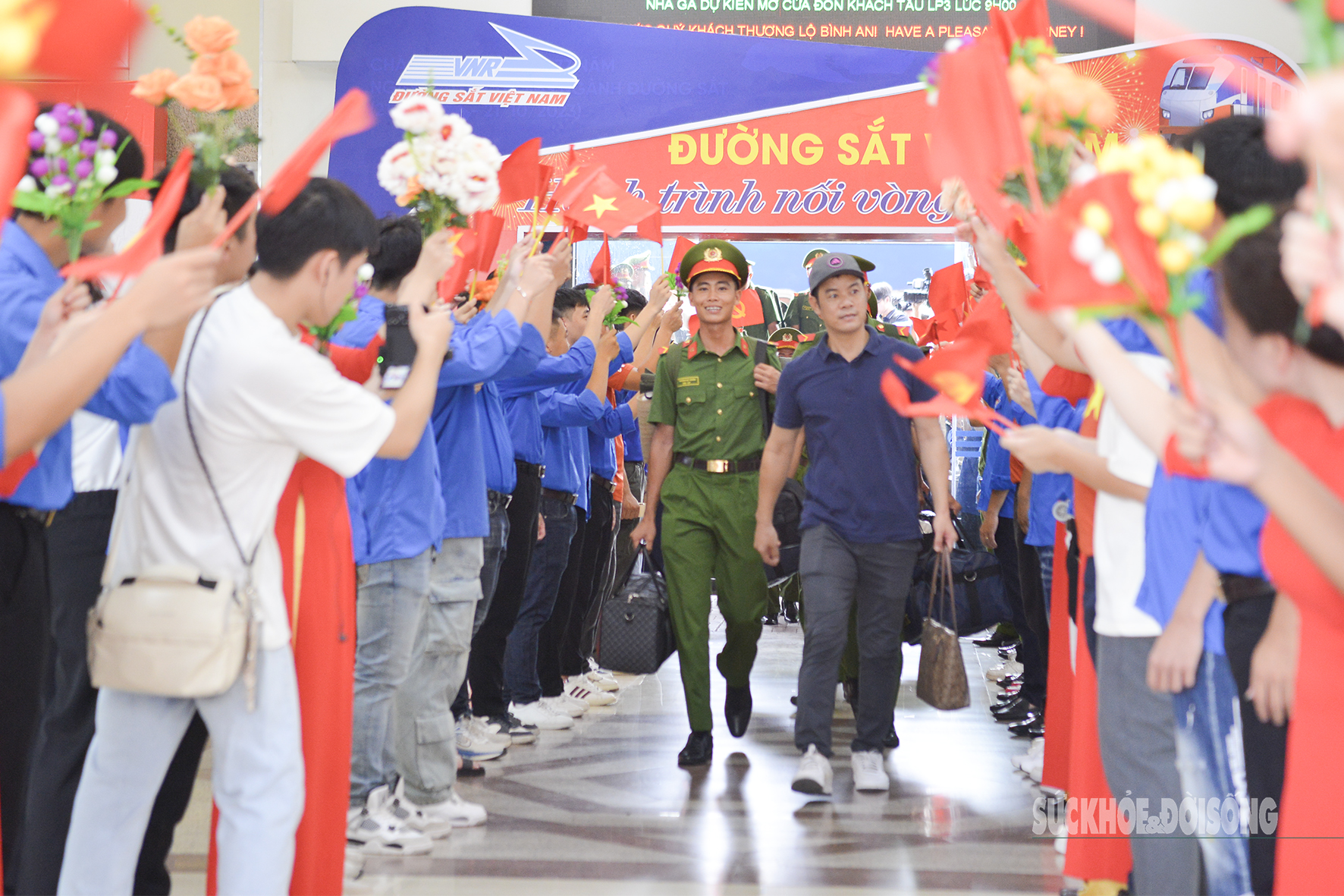 Nụ cười rạng rỡ của các cán bộ, chiến sĩ miền Nam chuẩn bị cho lễ diễu binh dịp Quốc khánh 2/9 - 11