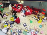 Tin tức - VIDEO: Xôn xao clip nam shipper bị đánh đến nhập viện vì đơn hàng 900 ngàn đồng