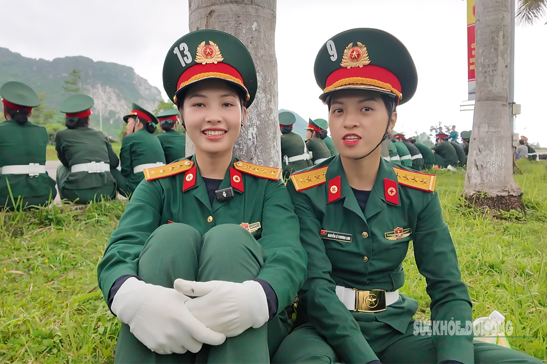 Điều đặc biệt, đúng thời điểm cả hai thực hiện nhiệm vụ A80, hai tỉnh Bình Định và Gia Lai được thông báo sẽ sáp nhập thành một đơn vị hành chính mới. Sau khi hoàn thành nhiệm vụ, hai chiến sĩ sẽ tiếp tục được biên chế và công tác tại cùng một tỉnh. Chúng em rất bất ngờ và vui mừng. Có lẽ đây là mối duyên đẹp của người lính, Nguyễn Phương Linh bày tỏ.