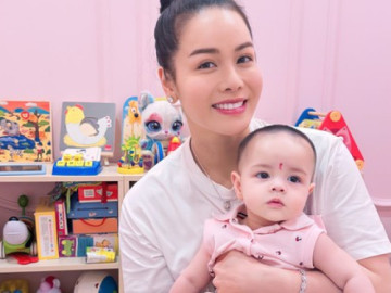 Cuộc sống bình yên, viên mãn của ca sĩ Nhật Kim Anh từ khi có con gái đáng yêu, xinh xắn