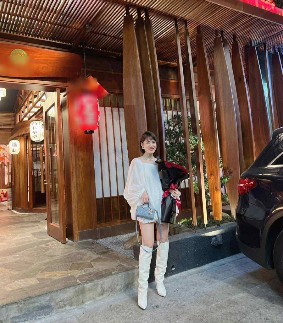Nhiều người không tin chị là mẹ của 5 người con